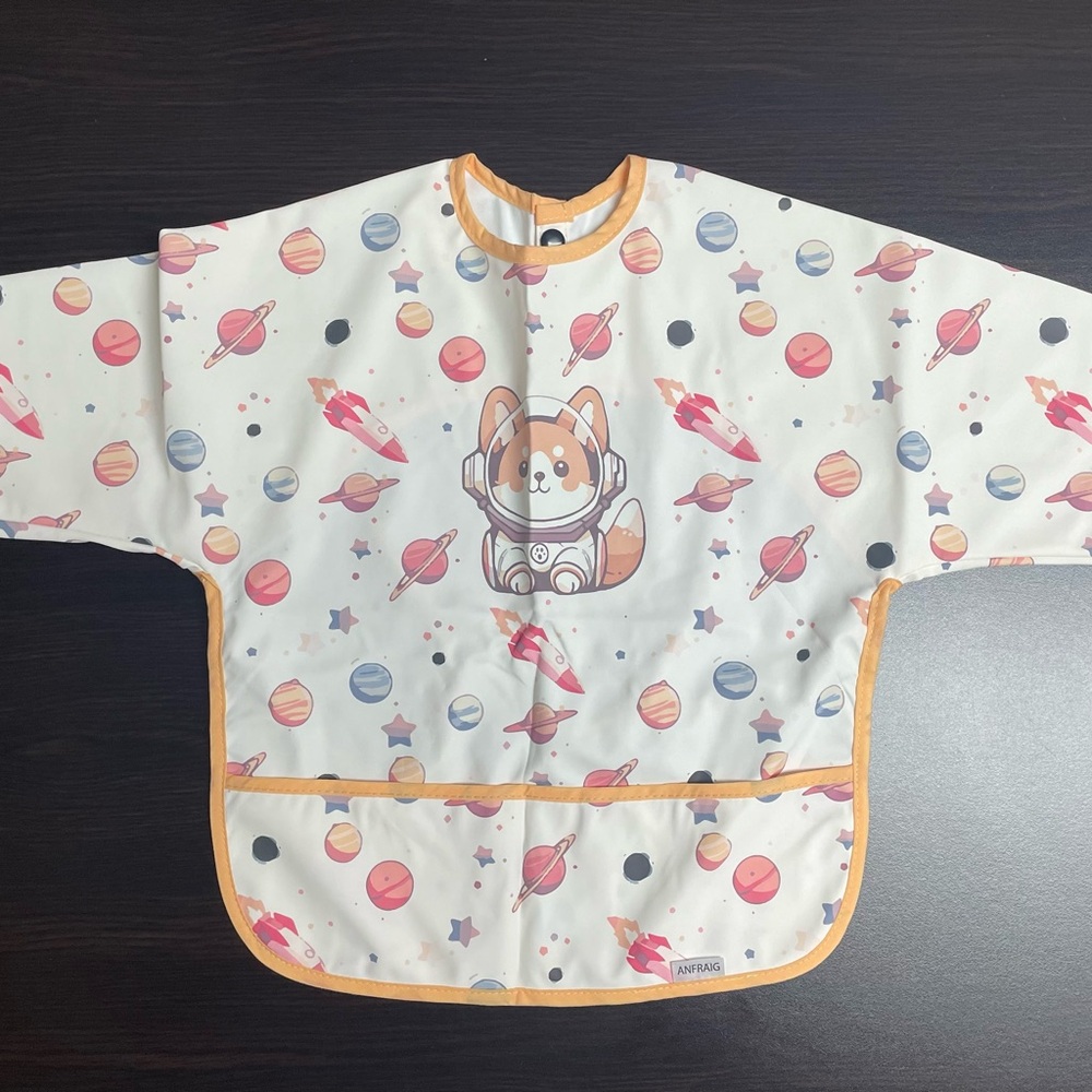 Space-Themed Baby Bib with Astronaut Design